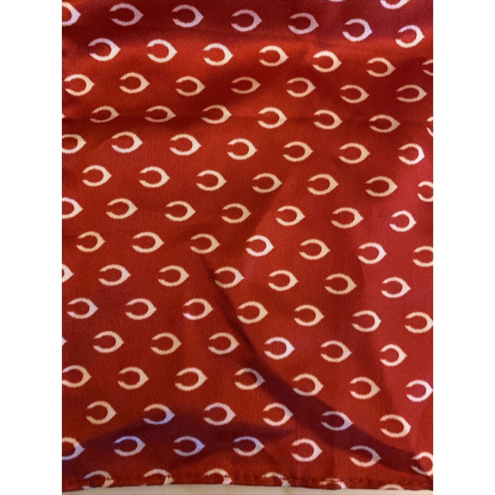 Cincinnati Reds Knit Scarf Mother Day Kahn's Give Away - Picture 2 of 4